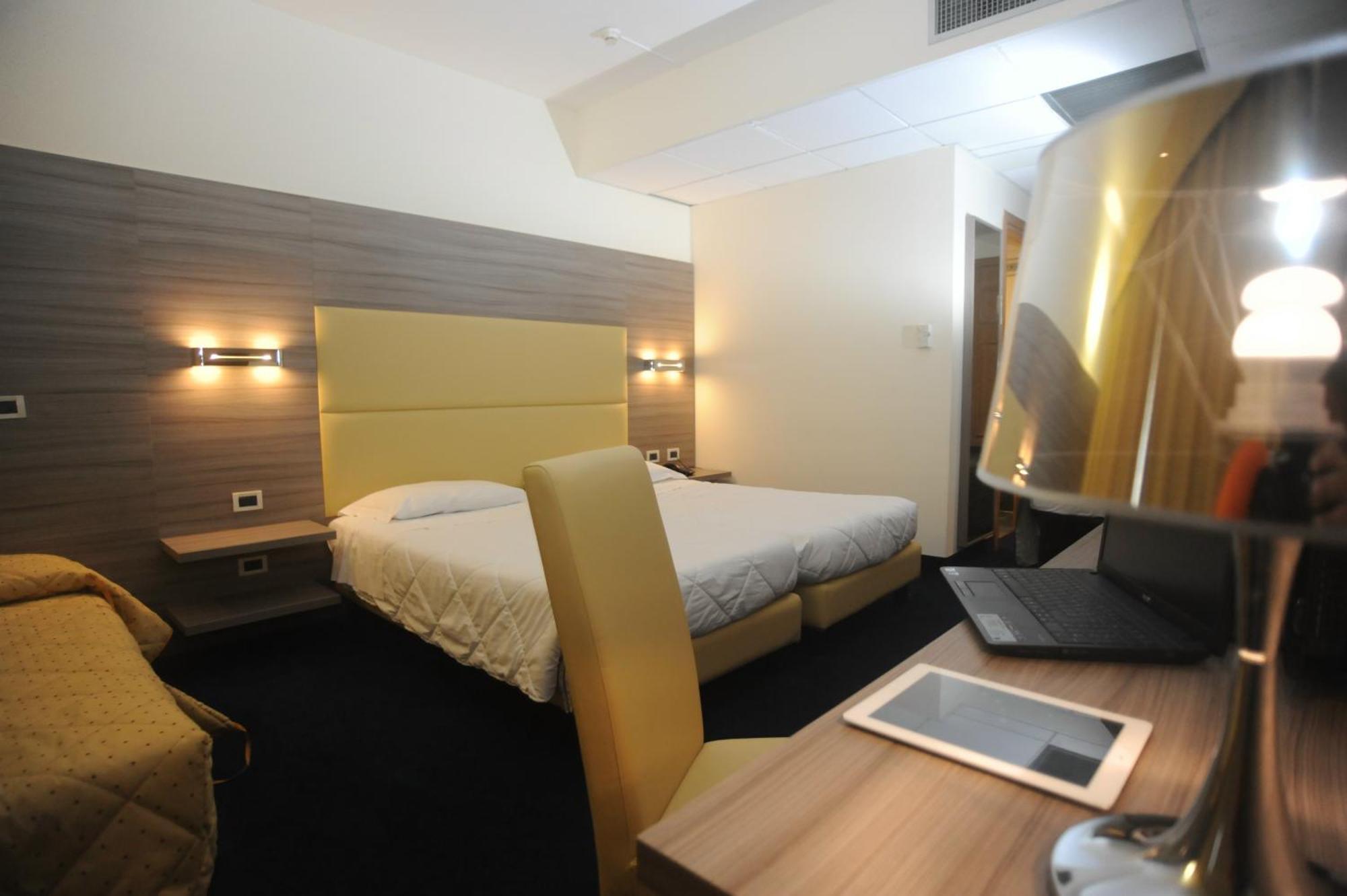 Palace Inn Rome Fiano Fiano Romano Habitación foto